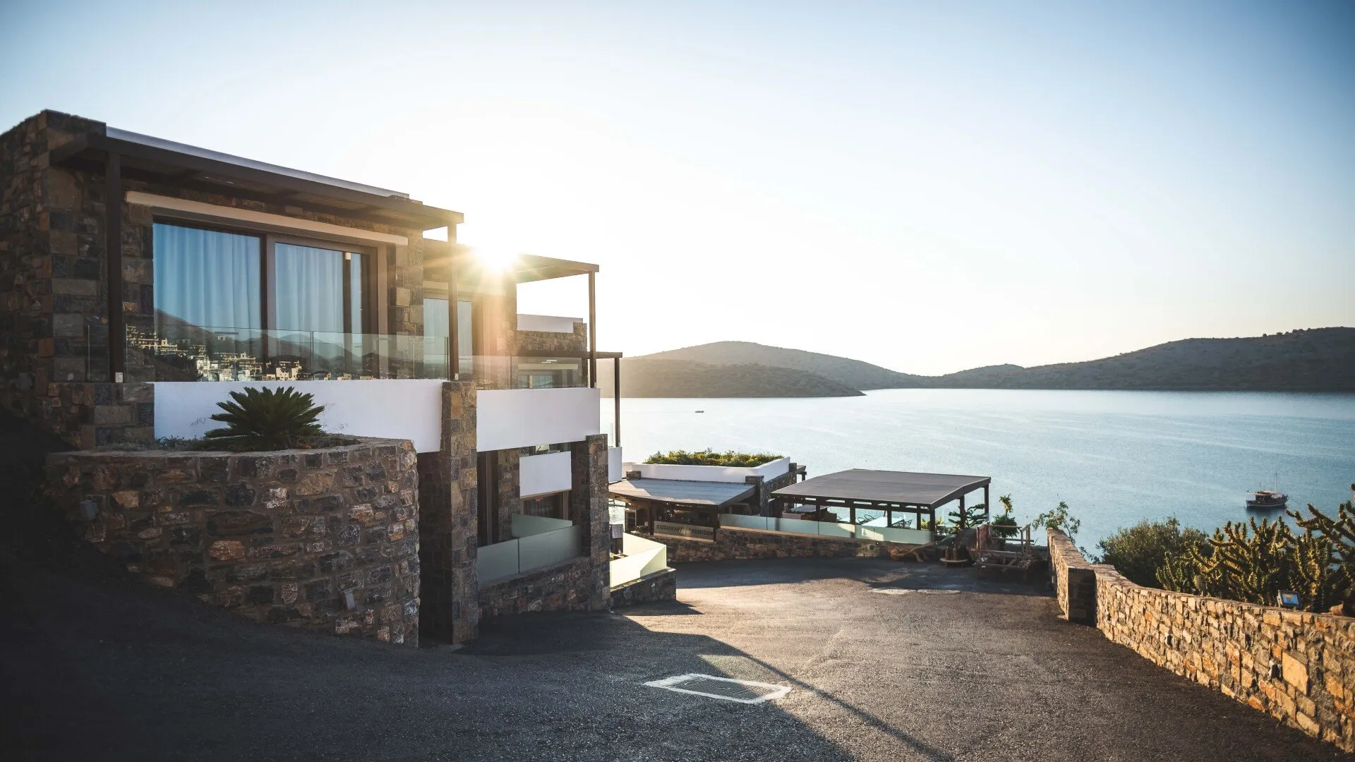 Local Economy's Impact on Cash Home Offers | Learn More